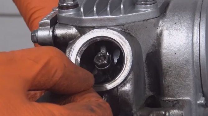 Adjust valve clearance step 11